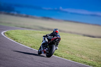 anglesey-no-limits-trackday;anglesey-photographs;anglesey-trackday-photographs;enduro-digital-images;event-digital-images;eventdigitalimages;no-limits-trackdays;peter-wileman-photography;racing-digital-images;trac-mon;trackday-digital-images;trackday-photos;ty-croes